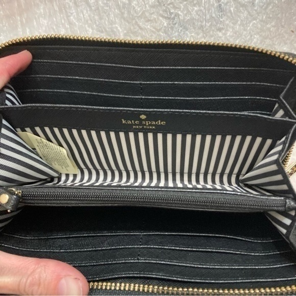 Kate spade black saffiano leather wallet zipper clutch bag